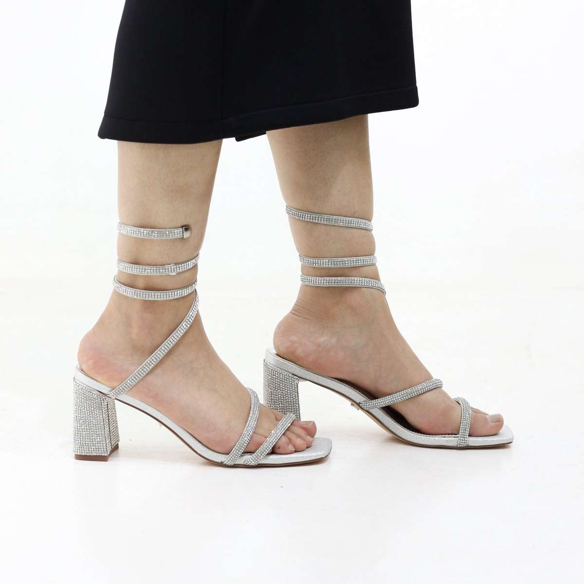 Stachio block 7.5cm heel with spiral wrap-around