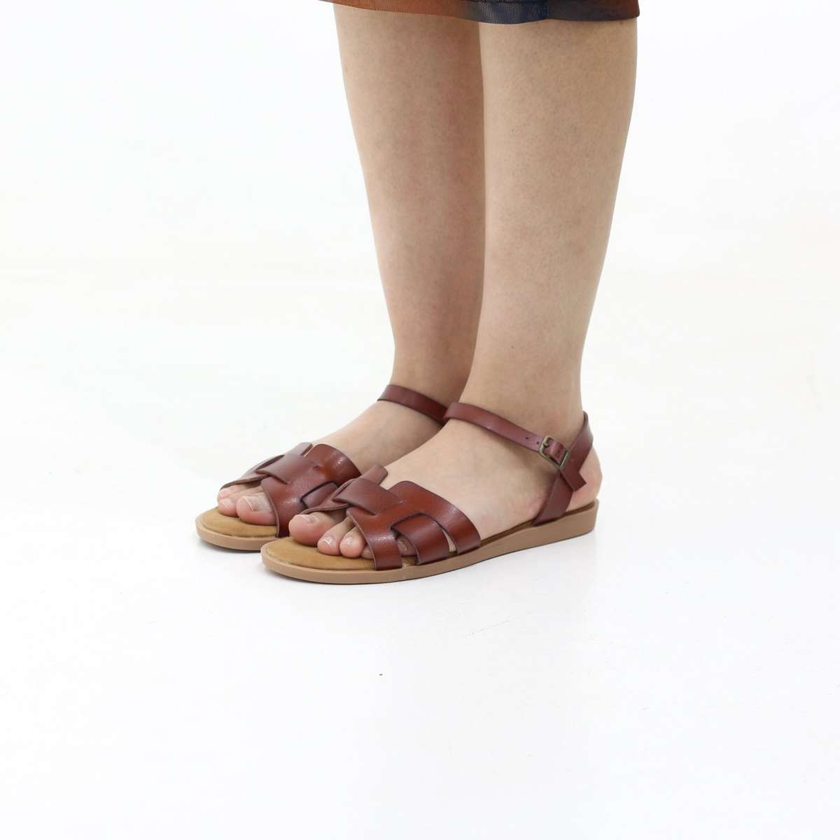 Thona PU leather sandal with ankle strap