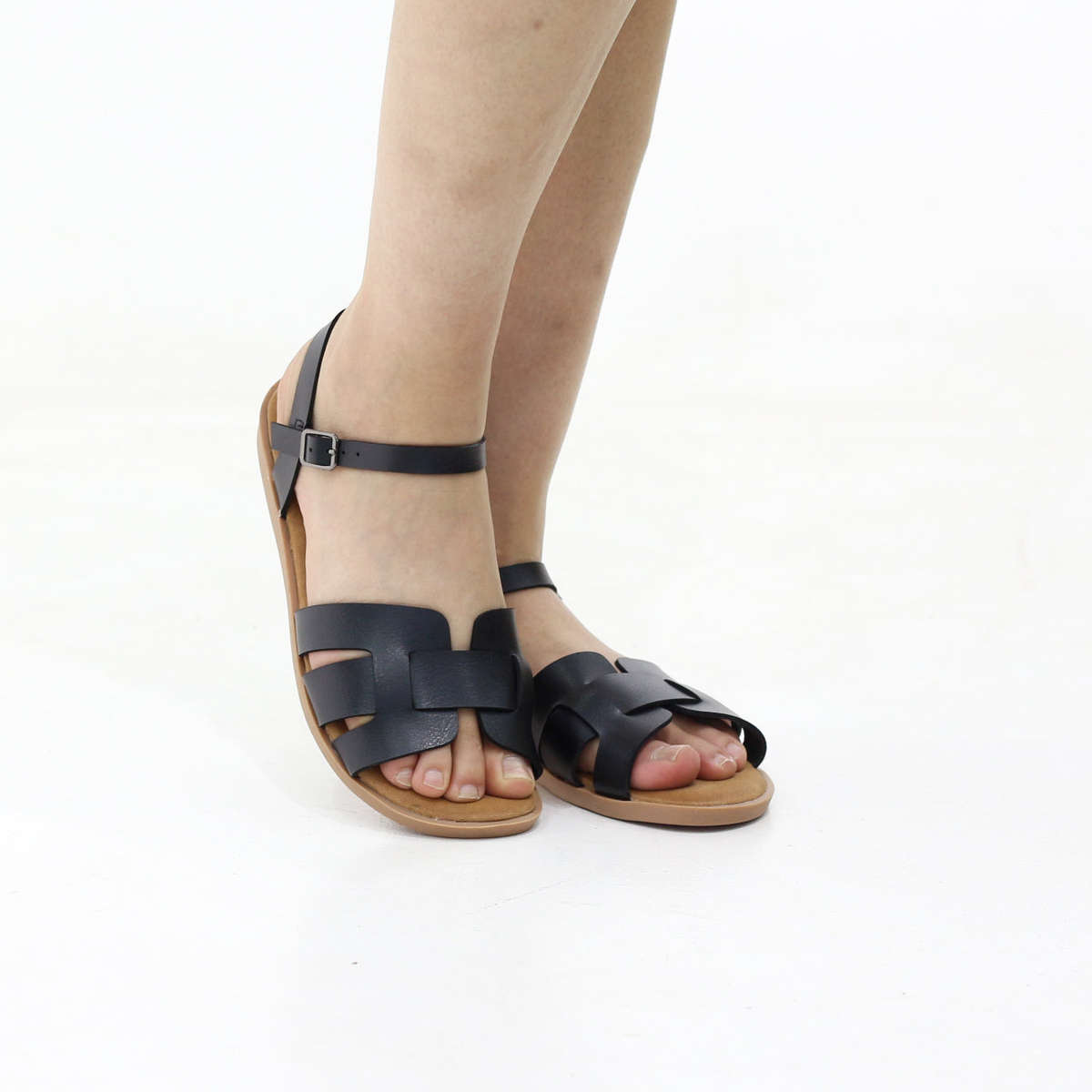 Thona PU leather sandal with ankle strap