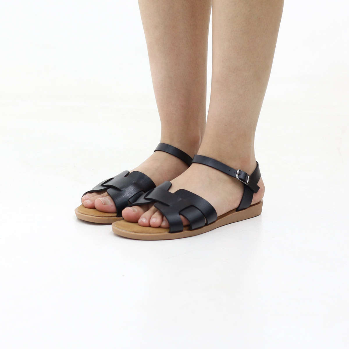 Thona PU leather sandal with ankle strap