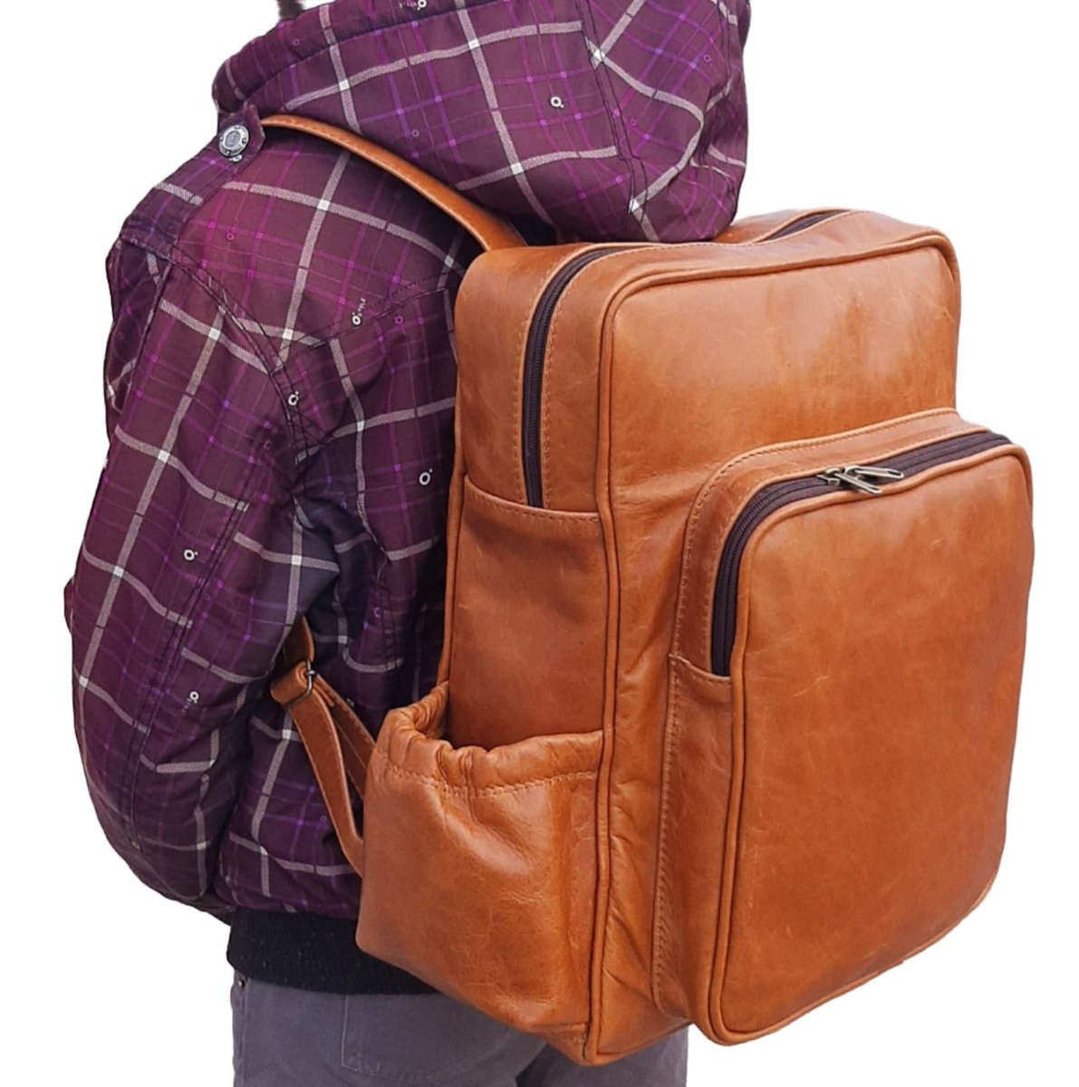 Everyday Leather Backpacks XL - Light tan colour with side pockets