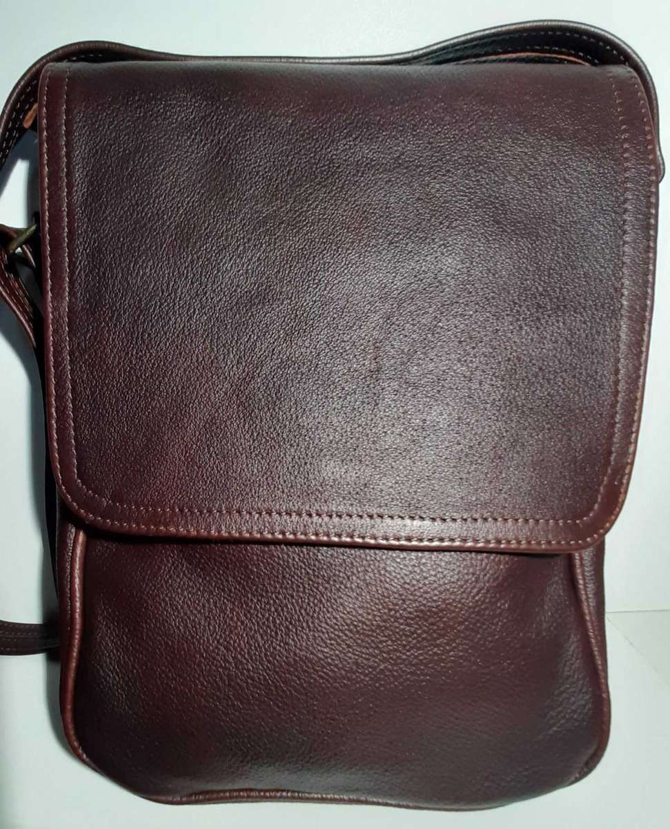 A4  Messenger leather bags - Dark tan
