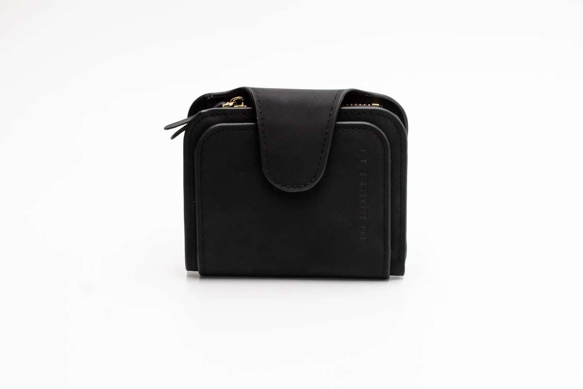 Jo BORKETT Small bi fold in black