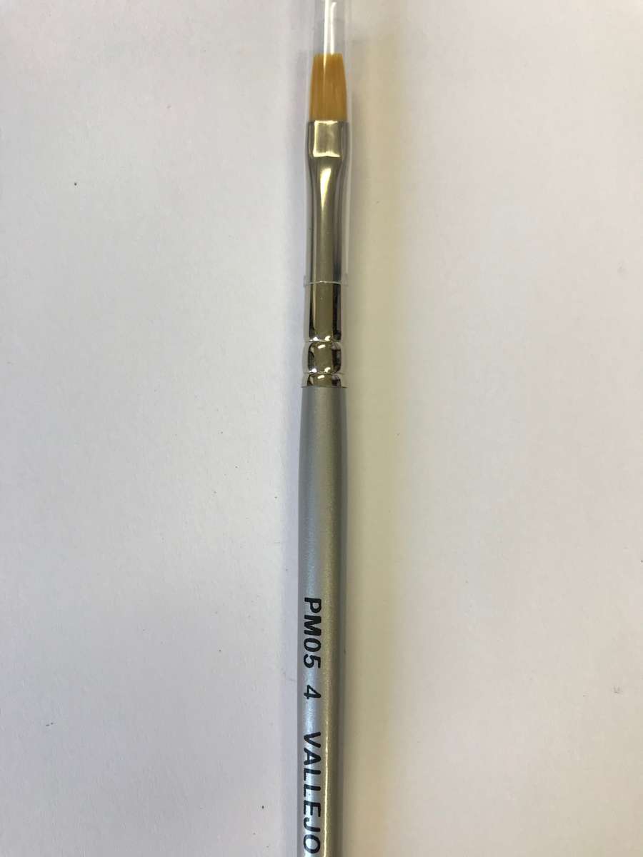 PM05004 FLAT RECTANGULAR BRUSH NO. 4 - Vallejo Paint Master