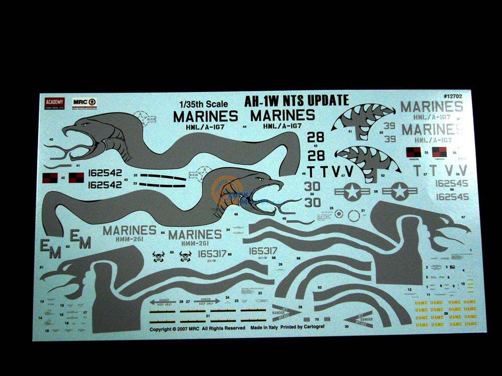 ACA12116 - Academy AH-1W Super Cobra 1/35