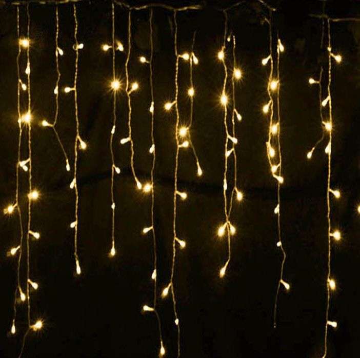 LED fairy light icicle curtain 3m - plug in