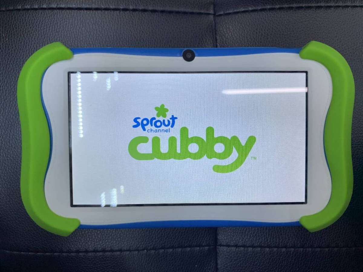 7 Inch Cubby Sprout Channel Tablet with Pouch