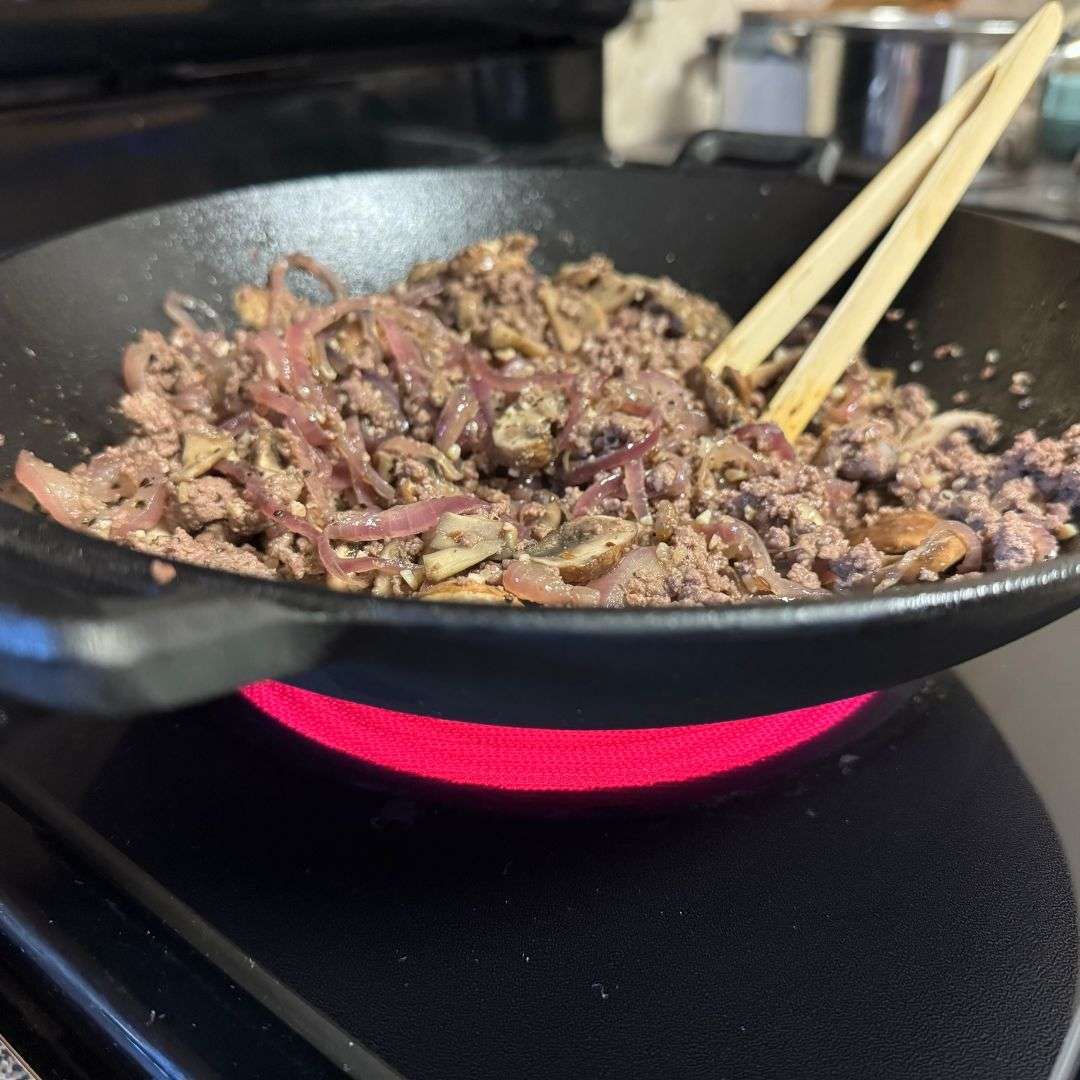 Lifespace Cast Iron Wok - 31cm x 31cm