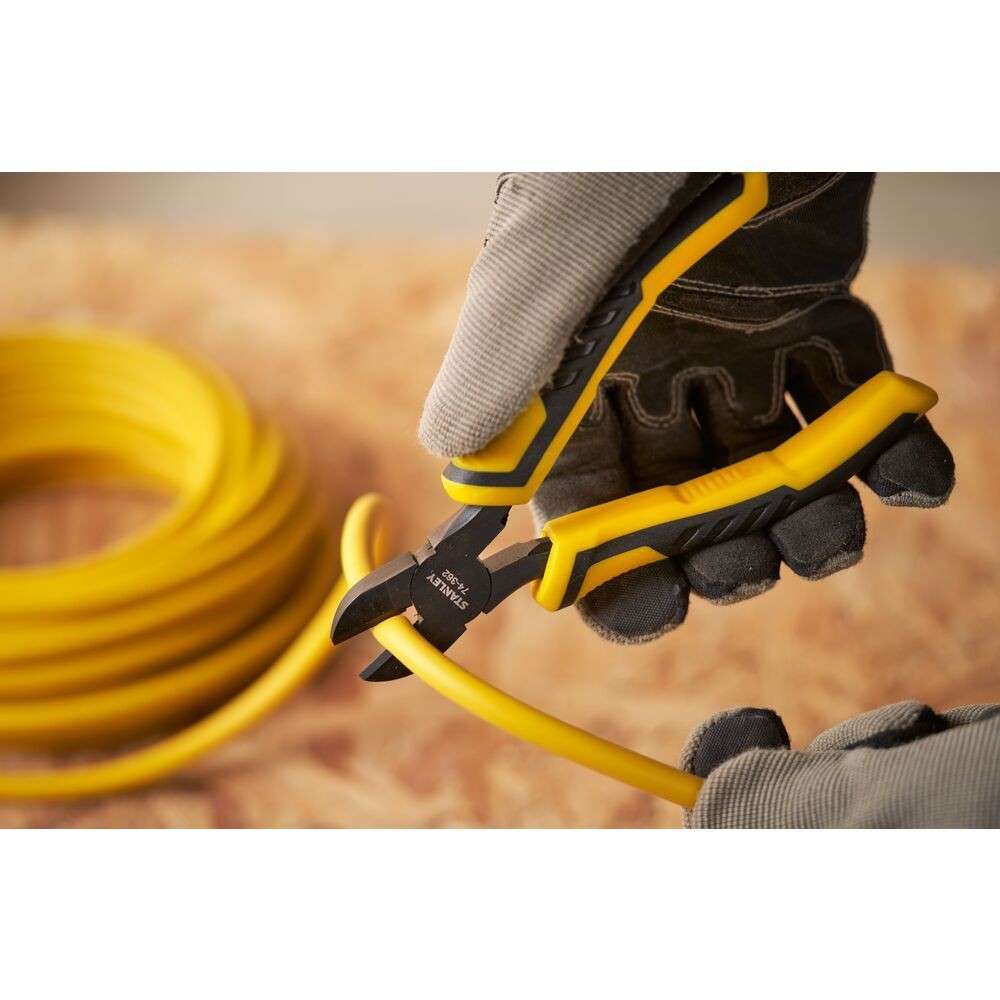 Stanley 150MM DIAG CUTTING PLIERS DYNA CG |STHT0-74362