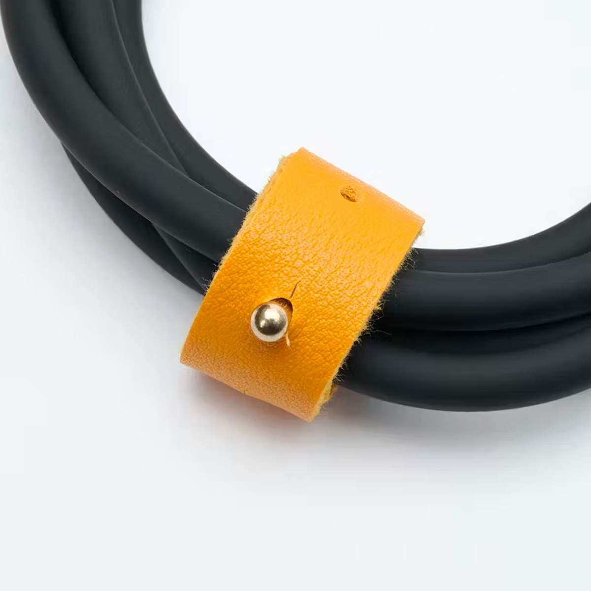 Retractable Fast Charging Cable 1.2m 100W 6A 3-in-1 Durable - Black