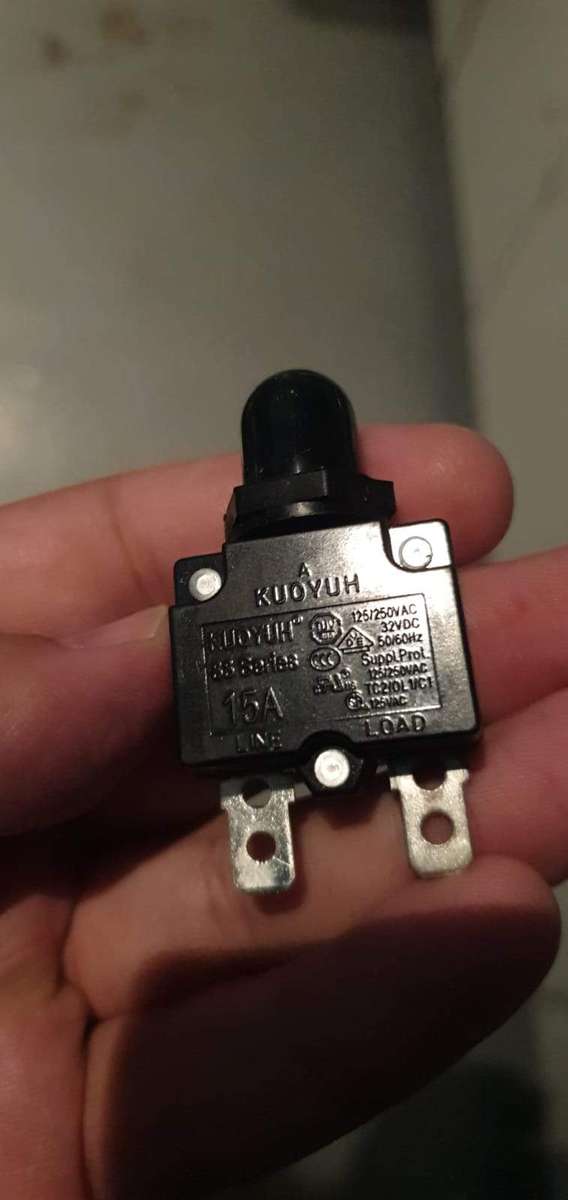 Circuit Breaker 20 Amp