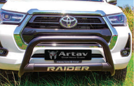 Toyota Hilux Nudge Bar Black 2016+ BS-80051