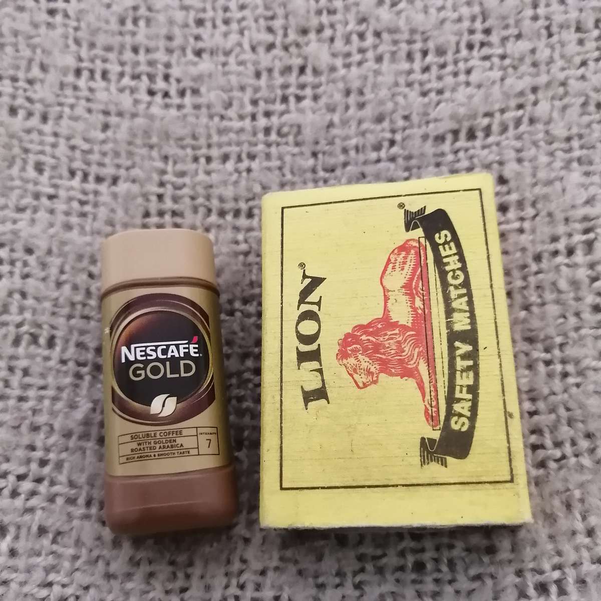 Nescafe Gold Checkers Mini