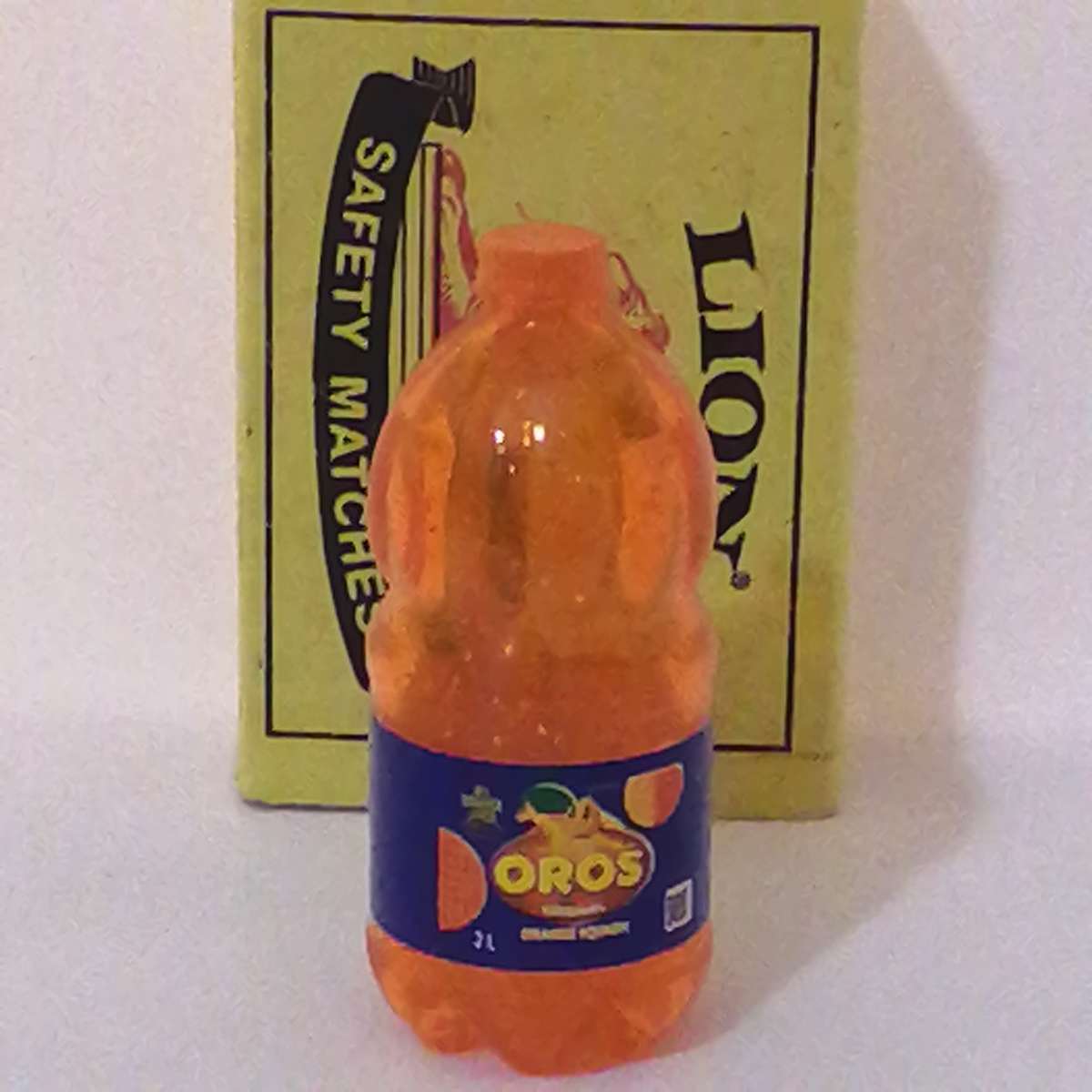 Checkers Mini "Oros" Collectible