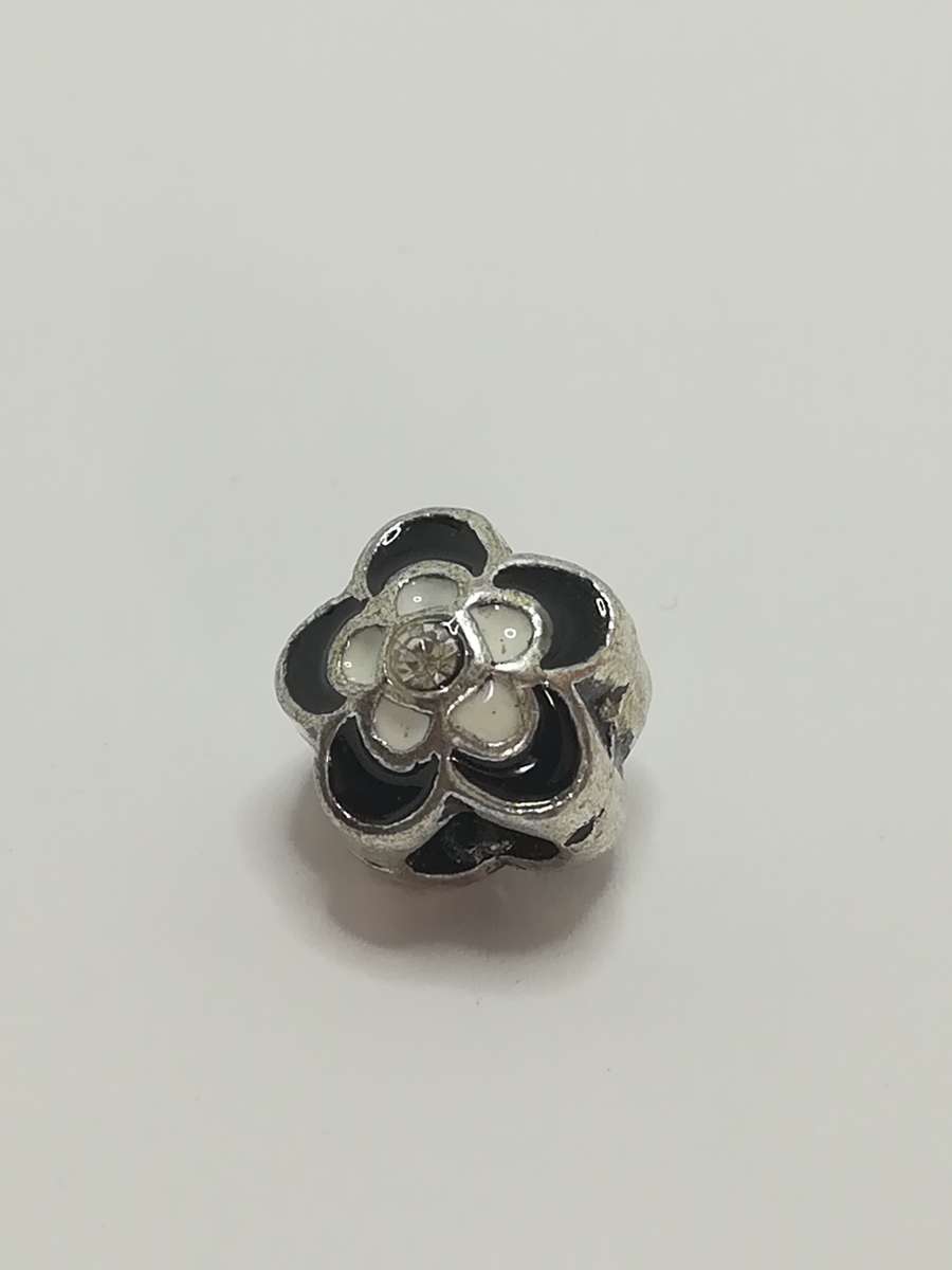 Bead Fitting Pandora 'Silver', Black & White Enamel Flower Gemstone