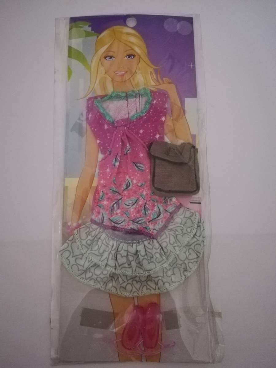 Dolls Clothes - Style 33