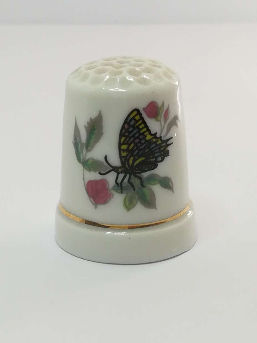 Thimble Porcelain with Butterfly (suitable for Printer's Tray)