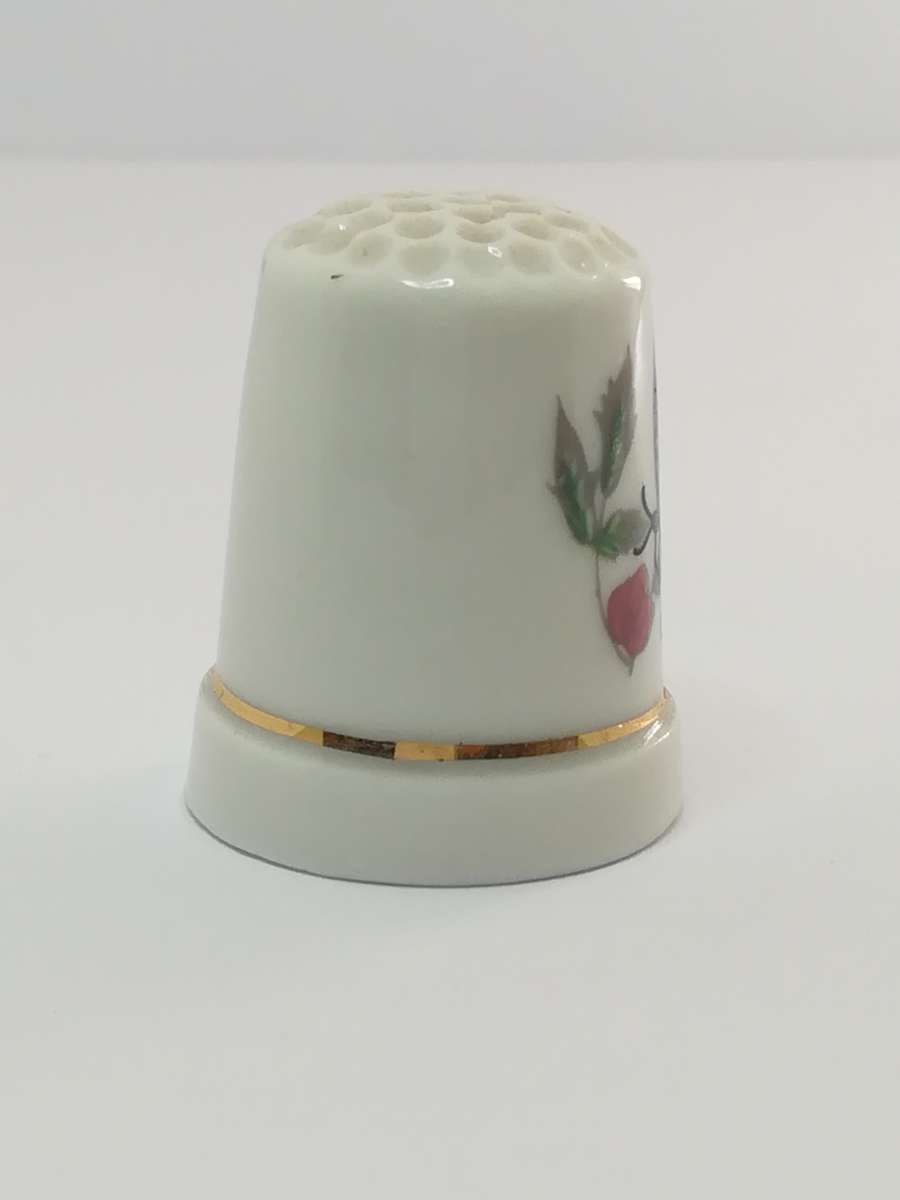 Thimble Porcelain with Butterfly (suitable for Printer's Tray)
