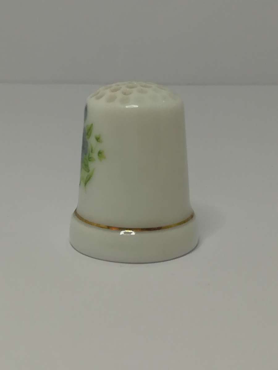 Thimble Porcelain with Flower (for Printer's Tray/Dollhouse)