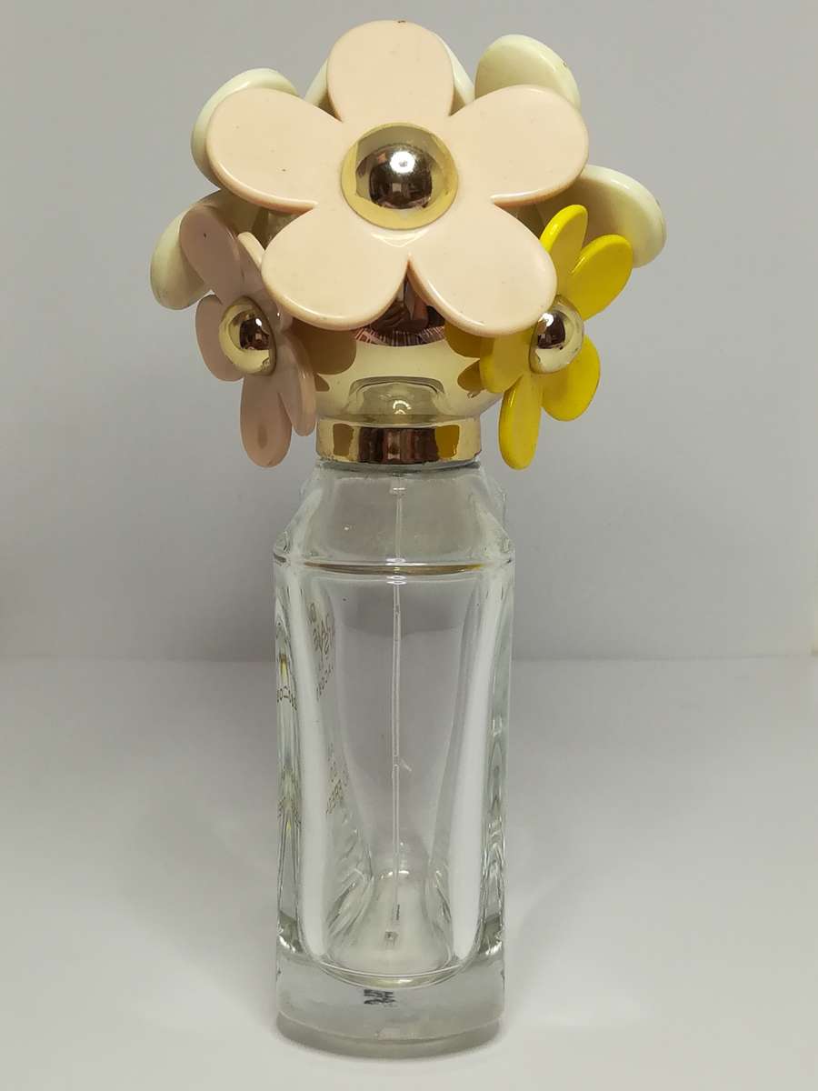 Perfume Bottle (Empty) - Daisy Eau So Fresh (Marc Jacobs)