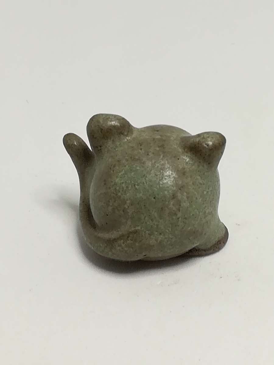 Miniature Ceramic Pig Sitting Upright Tail (for Printer's Tray/Dollhouse)