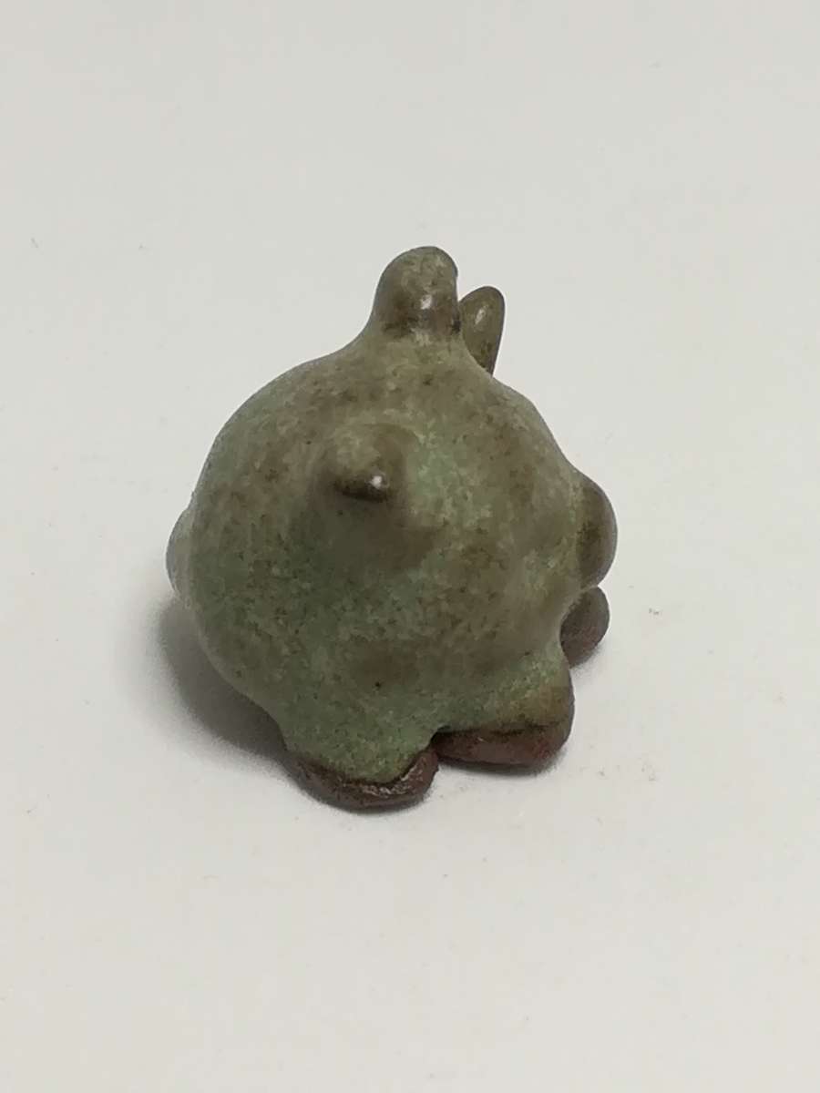Miniature Ceramic Pig Sitting Upright Tail (for Printer's Tray/Dollhouse)