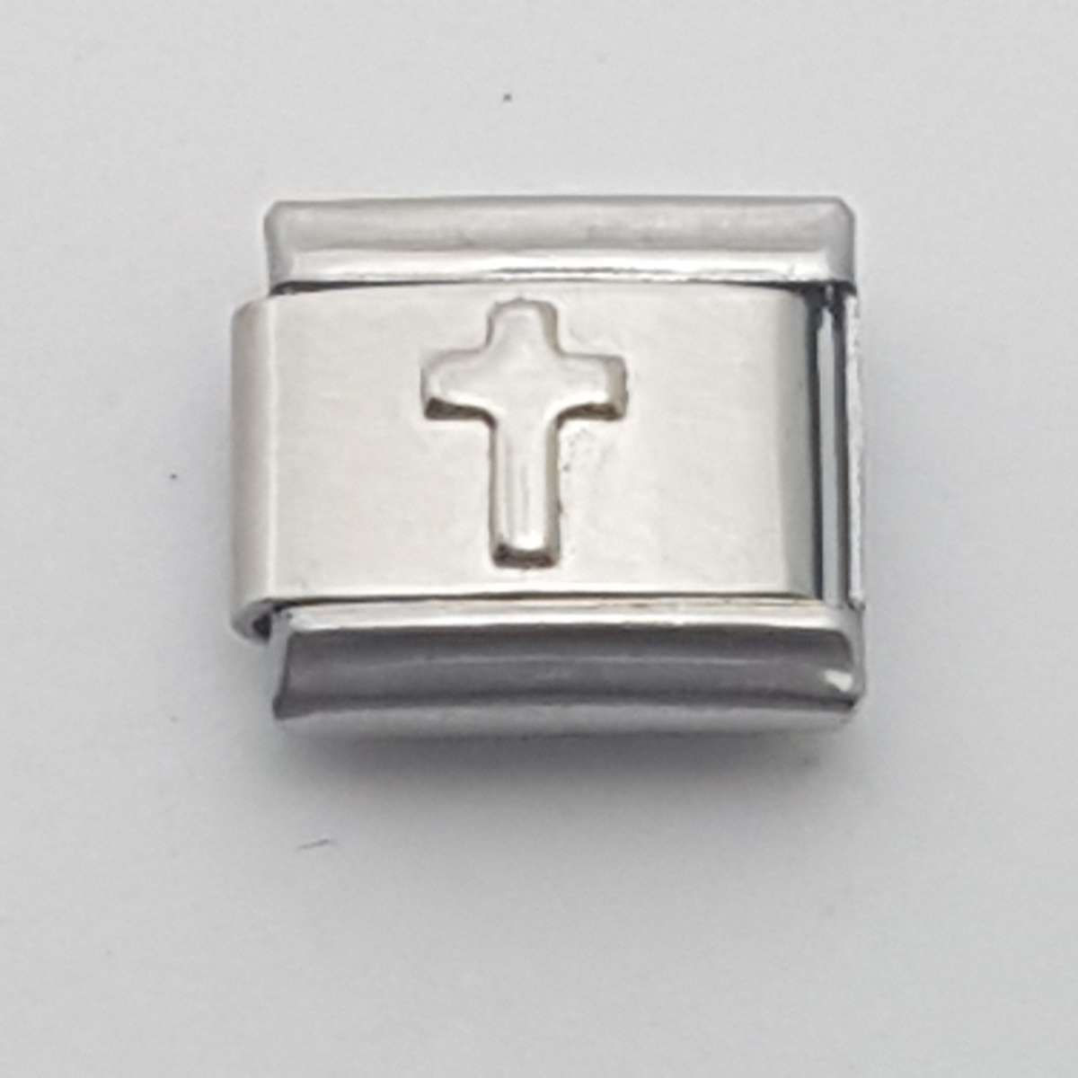 Italian Charm: Cross Embossed in 'Silver' on 'Silver' Link