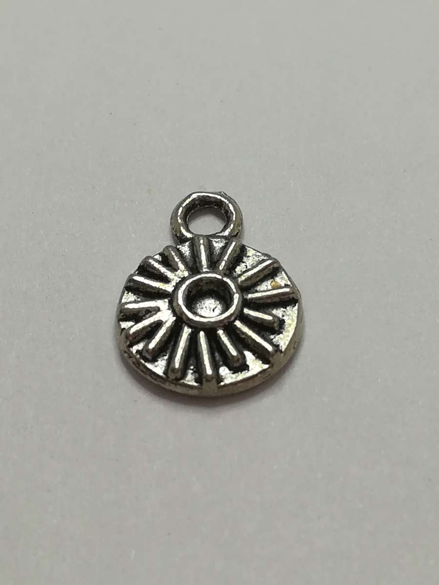 Charm Dangle: 'Silver' Flower Disk
