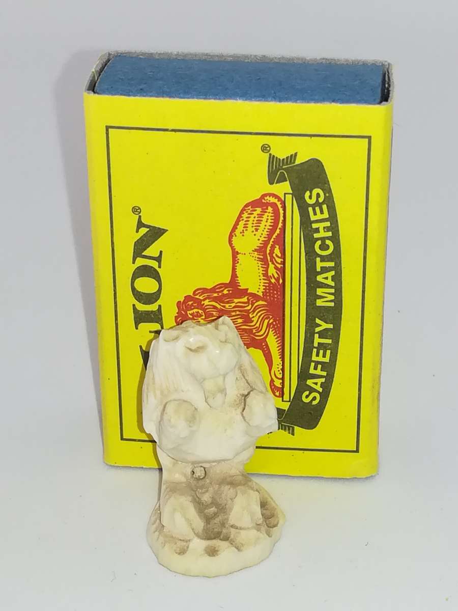 Miniature Cream Lion (for Printer's Tray/Dollhouse)