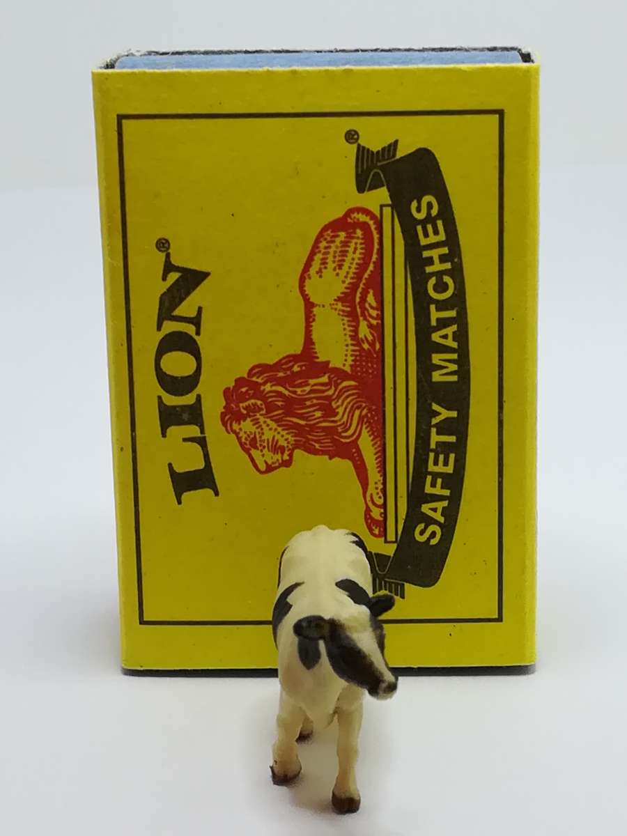 Miniature Black & White Cow - like Schleich (Miniature, suitable for printer's tray)