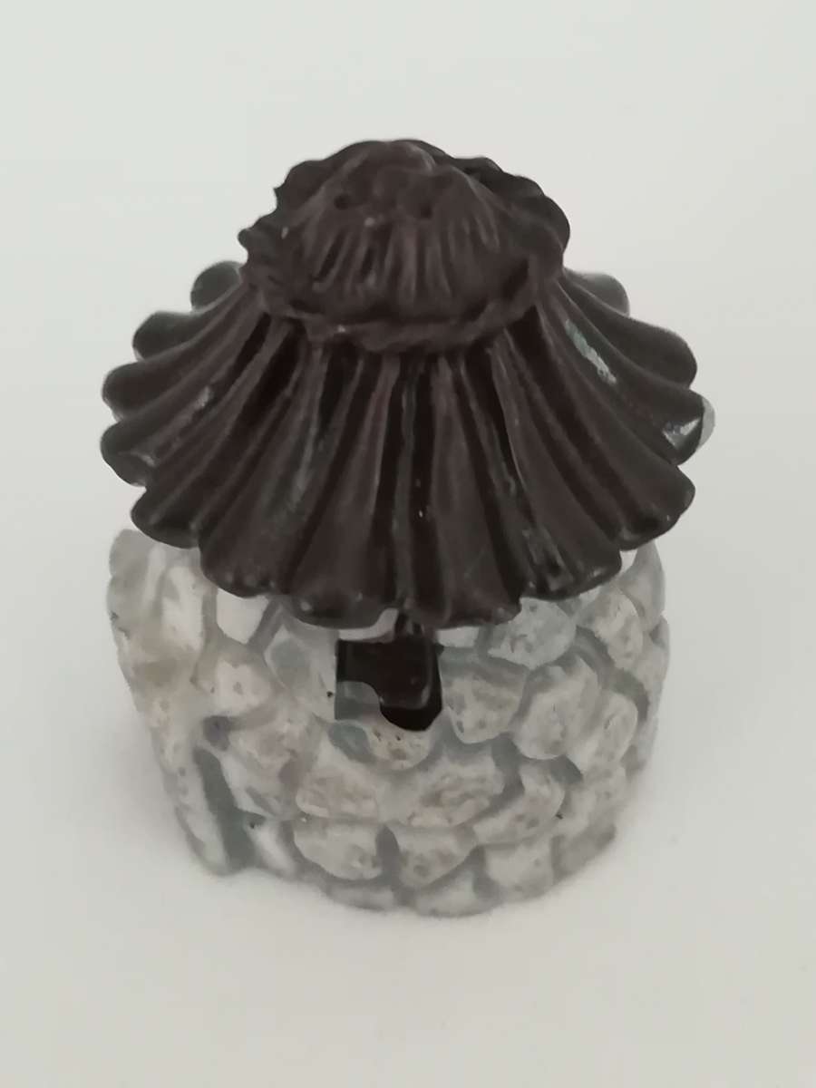 Miniature Rondavel (for Printer's Tray/Dollhouse)