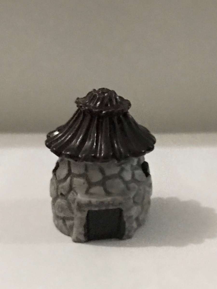 Miniature Rondavel (for Printer's Tray/Dollhouse)