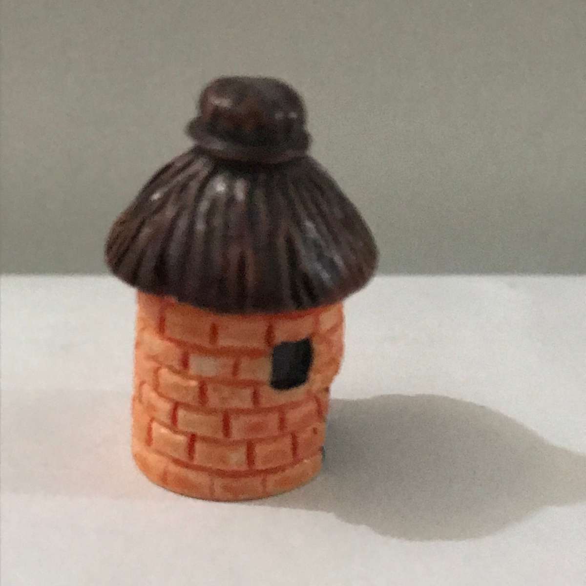 Miniature Rondavel (for Printer's Tray/Dollhouse)