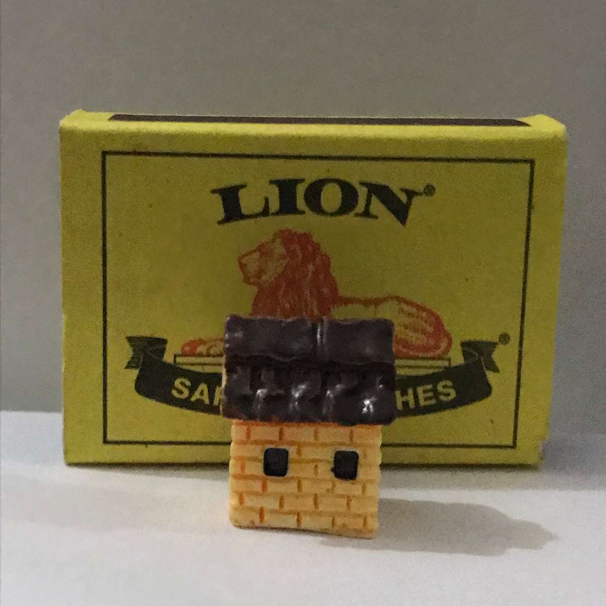 Miniature Brick House (for Printer's Tray/Dollhouse)