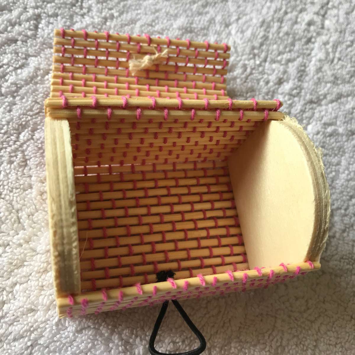 Gift Box Pink Stitching (70mm x 55mm x 50mm)