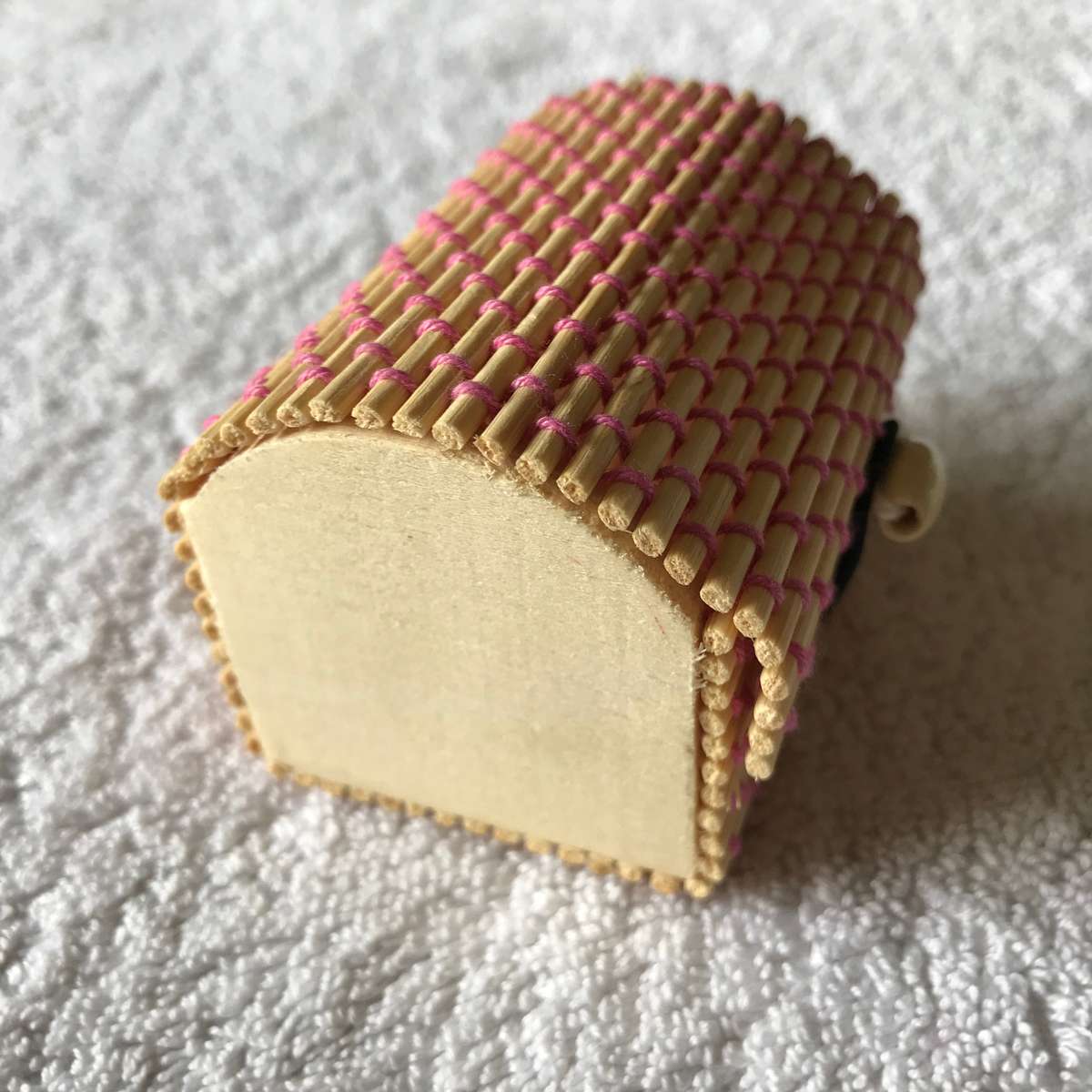 Gift Box Pink Stitching (70mm x 55mm x 50mm)