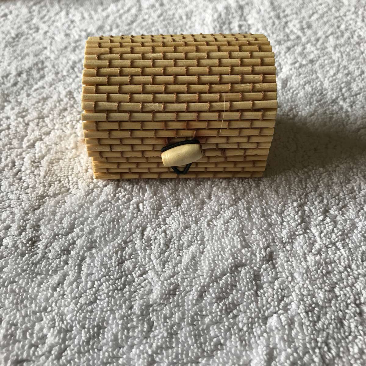 Gift Box Brown Stitching (70mm x 55mm x 50mm)