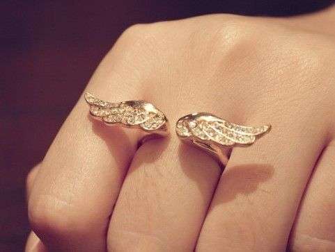 Angel Wing Ring, 17mm size, Exquisite Rhinestone