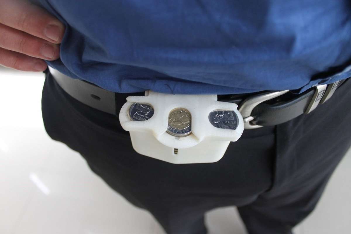 KarChing -  Portable Coin Dispenser - Loads R100 in Coins - Orange