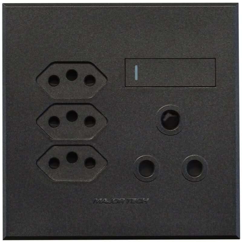 Veti 3 - 4 x 4 Single RSA, Triple V-Slim Sockets