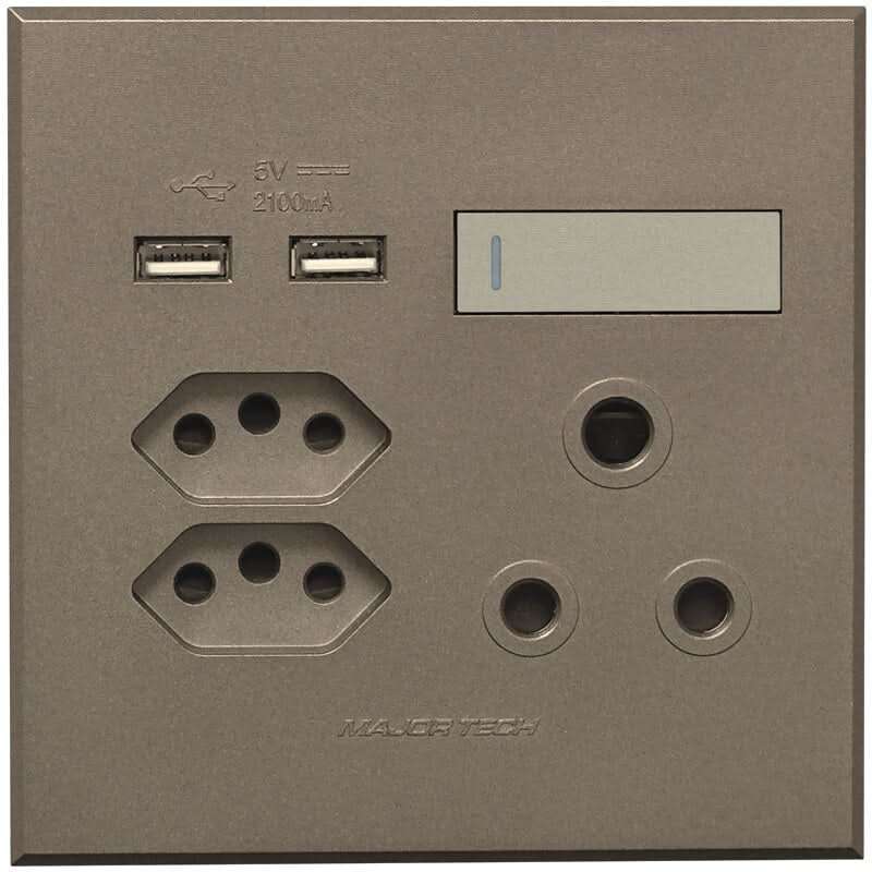 Veti 3 - 4 x 4 USB, Double V-Slim, Single RSA Sockets