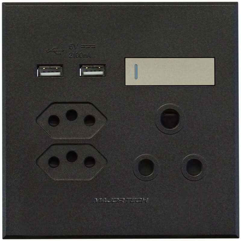 Veti 3 - 4 x 4 USB, Double V-Slim, Single RSA Sockets
