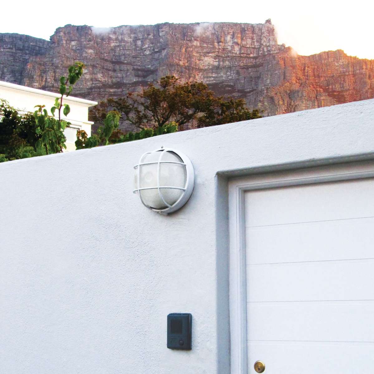 Large Round Grid Bulkhead