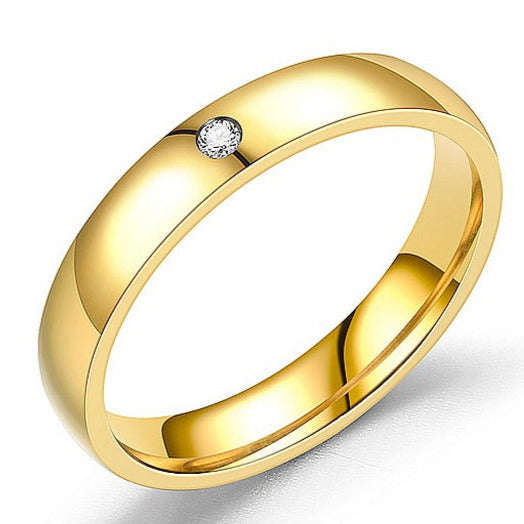 Beautiful Cubic Zirconia Gold Stainless Steel Band. Ring Size 6