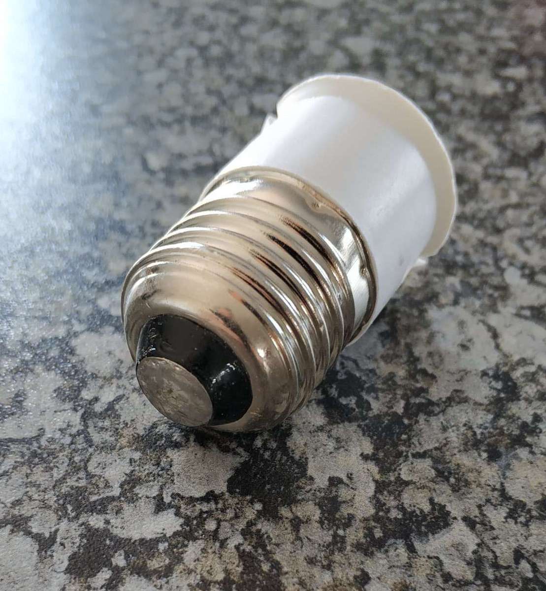E27 to B22 Light Bulb Adapter