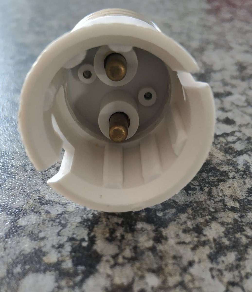 E27 to B22 Light Bulb Adapter