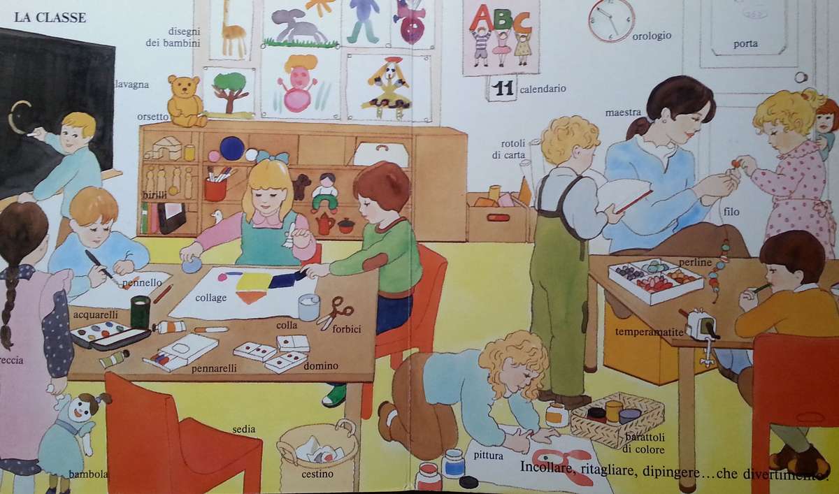 A Scuola (Italian, Board Book) | Stefania Valori