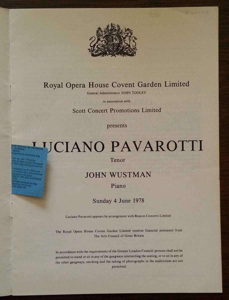 Luciano Pavarotti (Souvenir Brochure)