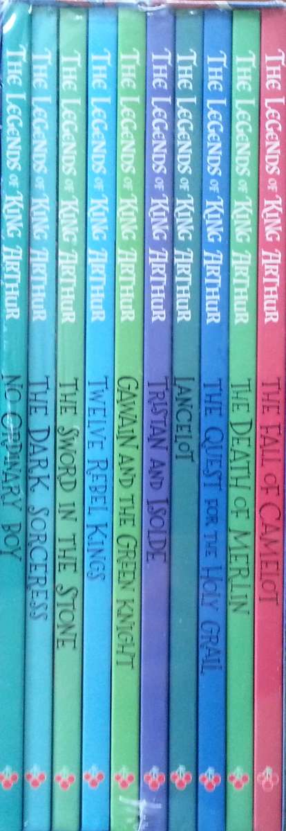 The Legends of King Arthur: Merlin, Magic and Dragons (10 Book Set)
