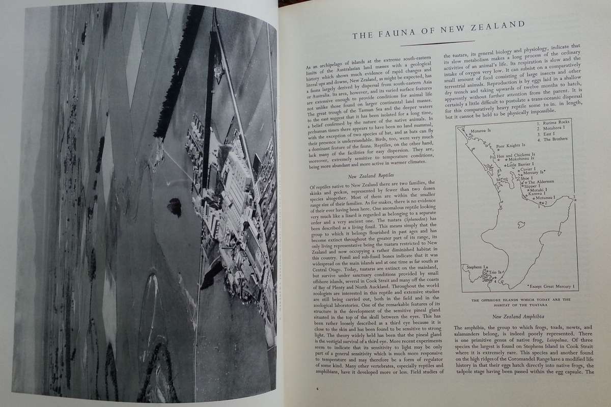 A Descriptive Atlas of New Zealand | A. H. McLintock (Ed.)
